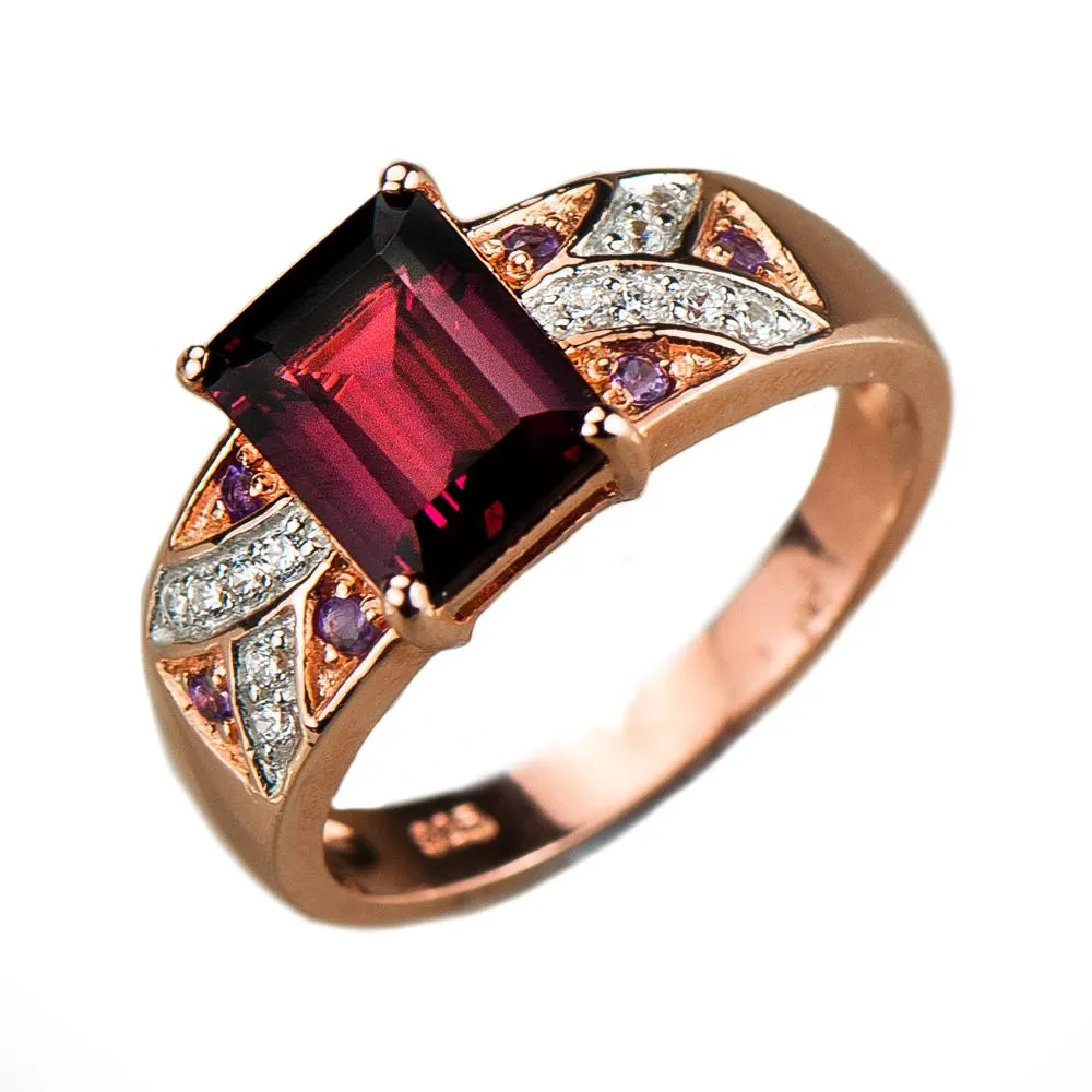 Carnation Garnet Ring