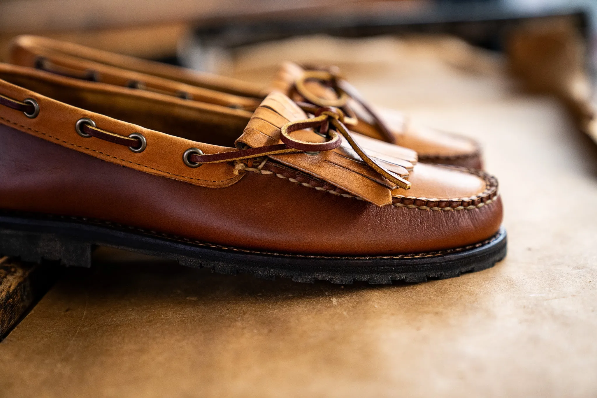 Kiltie Loafer - Chicago Tan/Tan Labrador