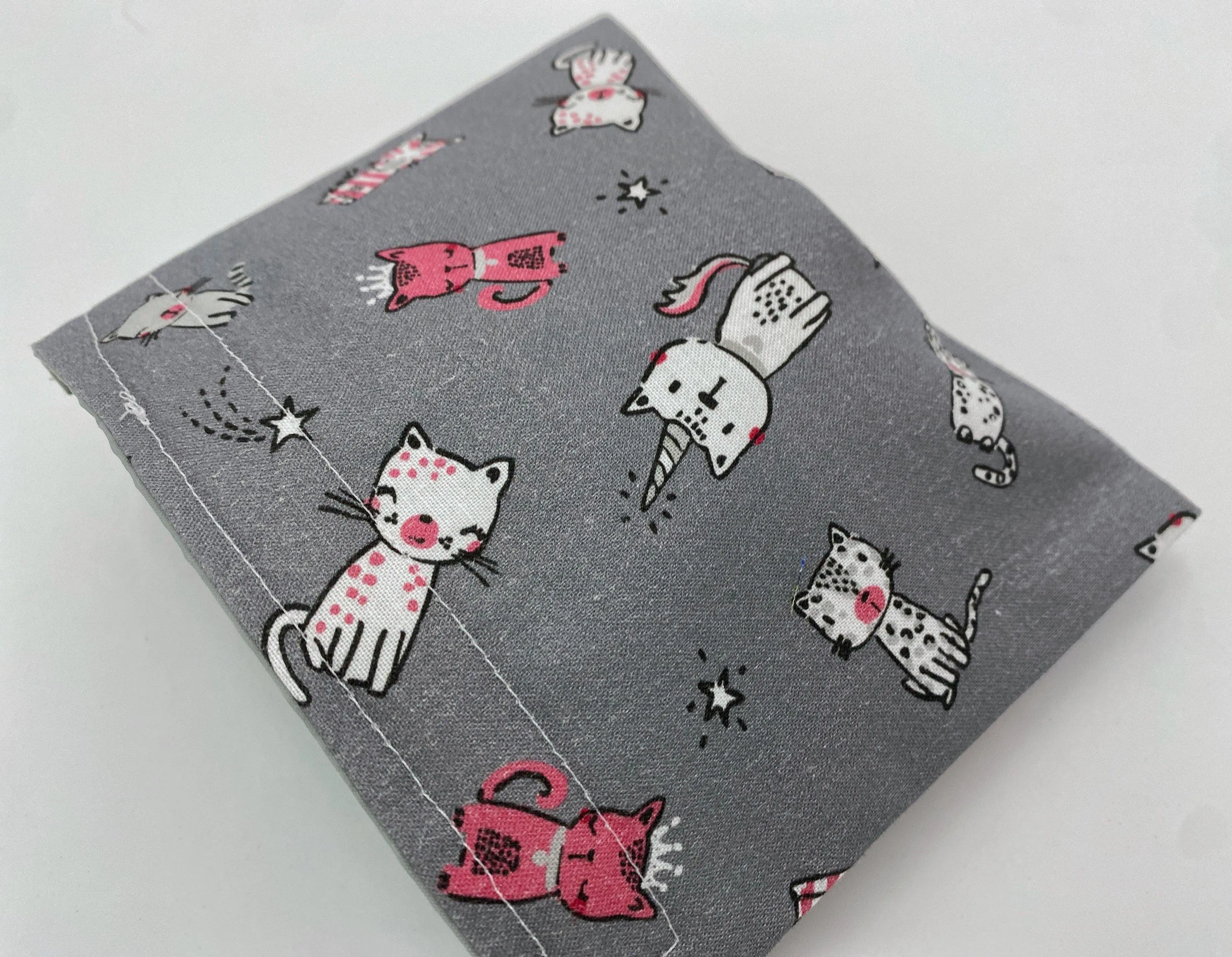 Kitty Snack Baggie, Reusable Snack Bag, Grey Cat Lunch for Kids