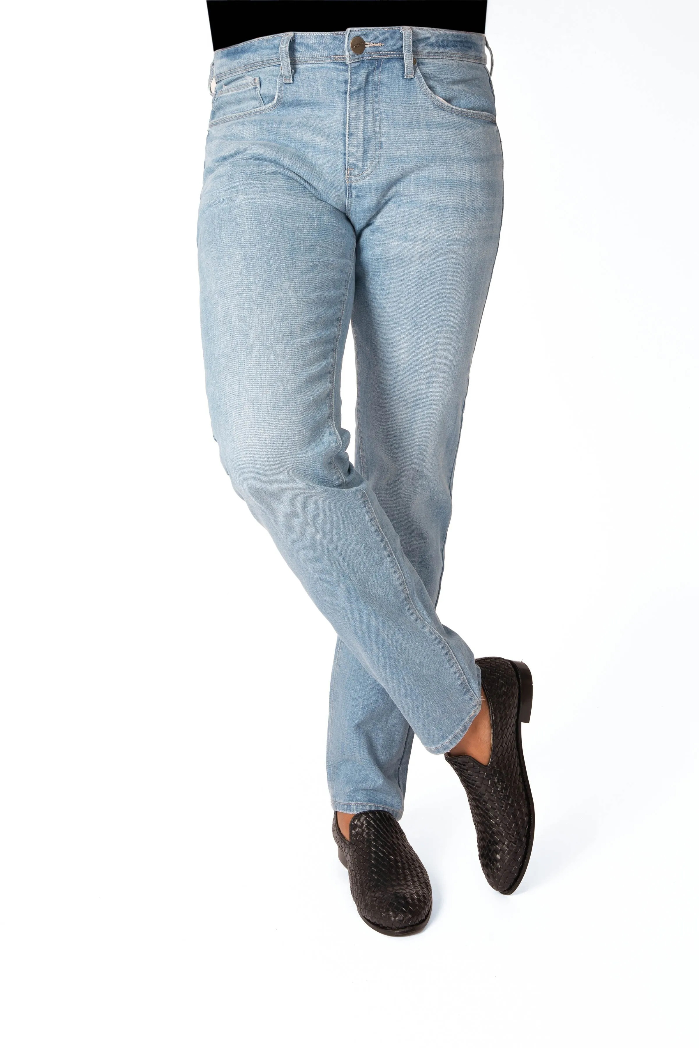 Light Tapered Jeans