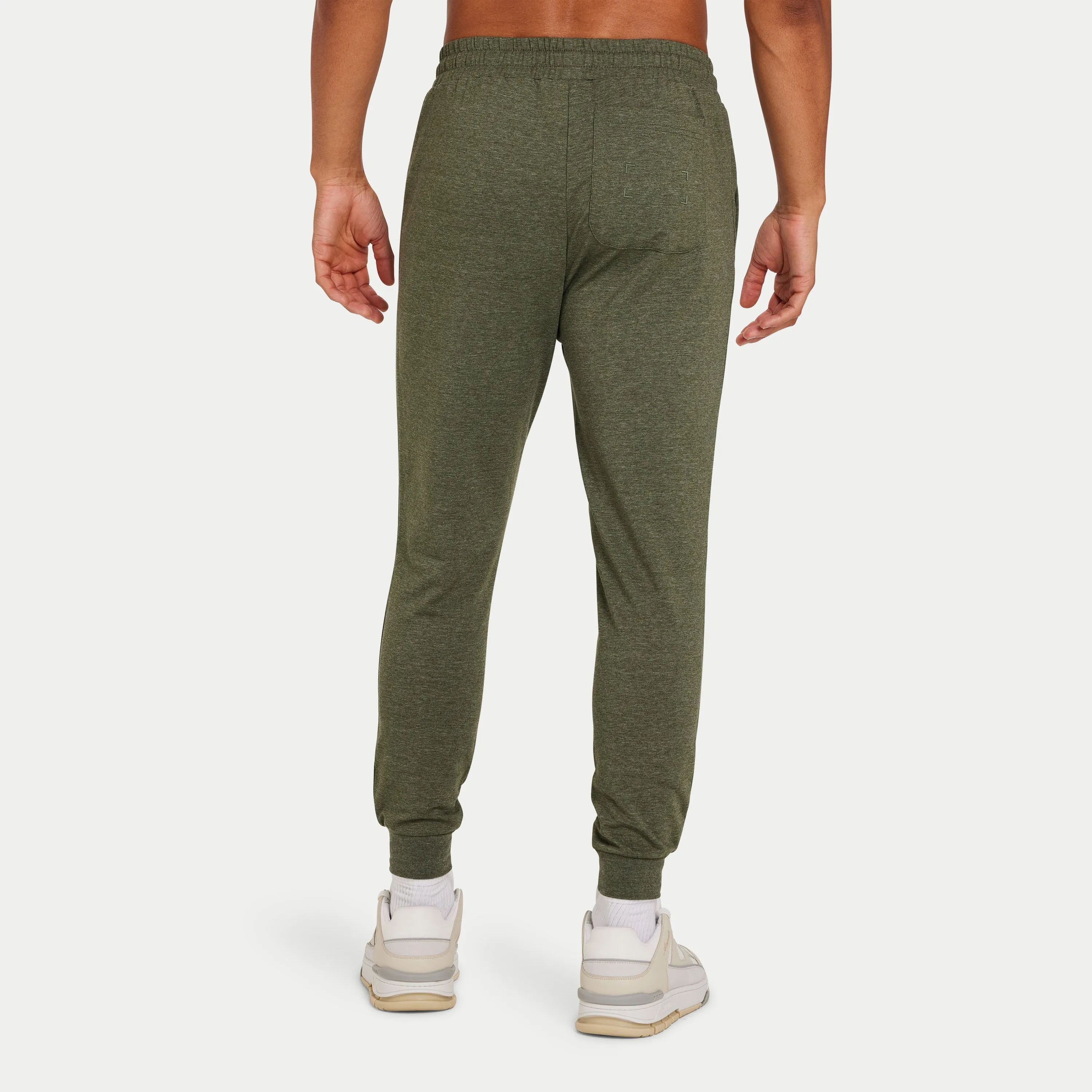 Mens Focus Tapered Sweatpant - Dark Khaki