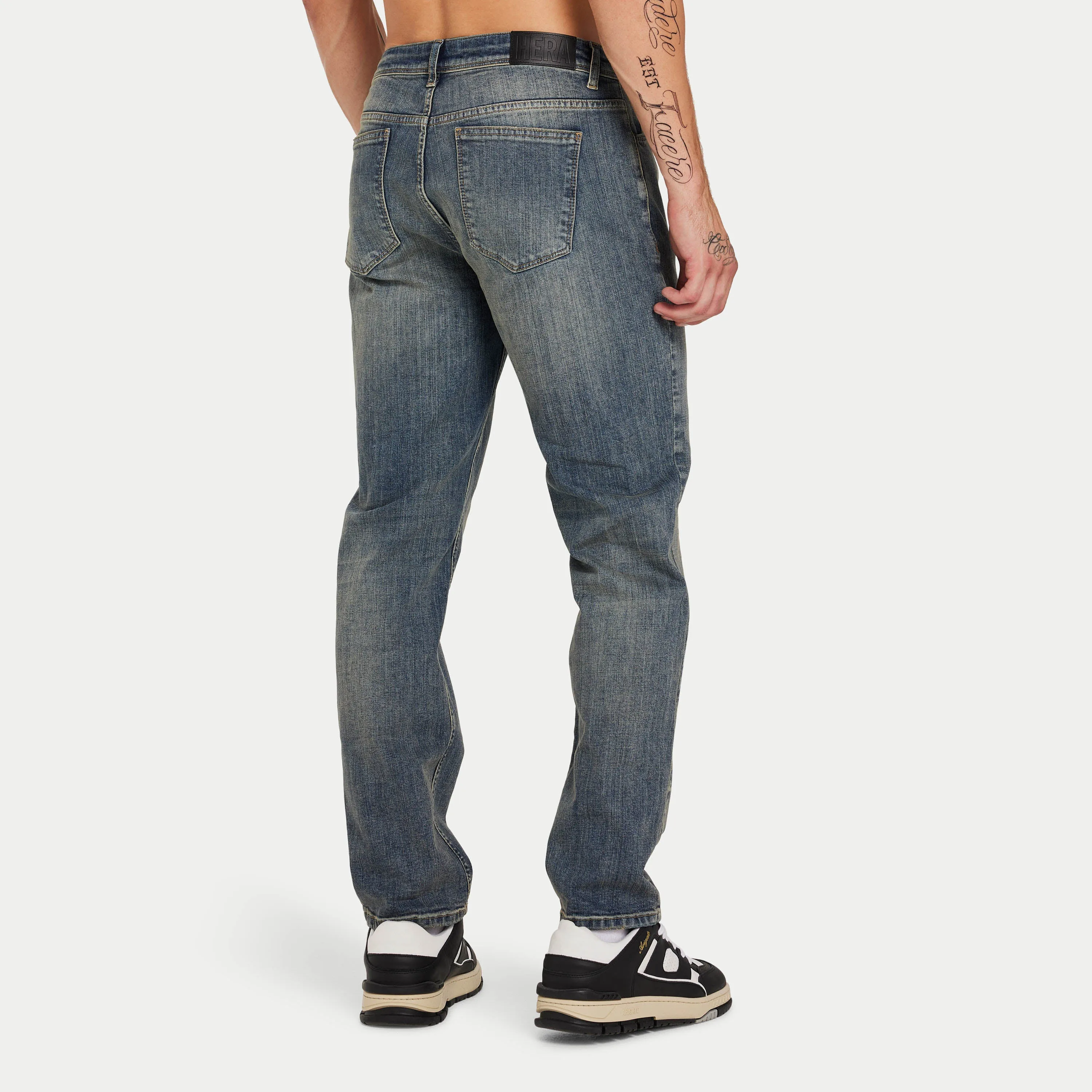 Mens Relaxed Denim Jean - Mid Wash