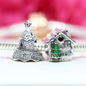 Twinkling Christmas Tree And Gingerbread House Christmas Gift Set Charm