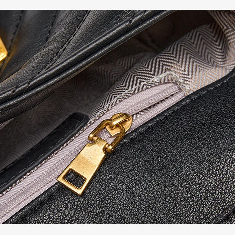 Women Fashion Leather Chain Strap Crossbody Bag