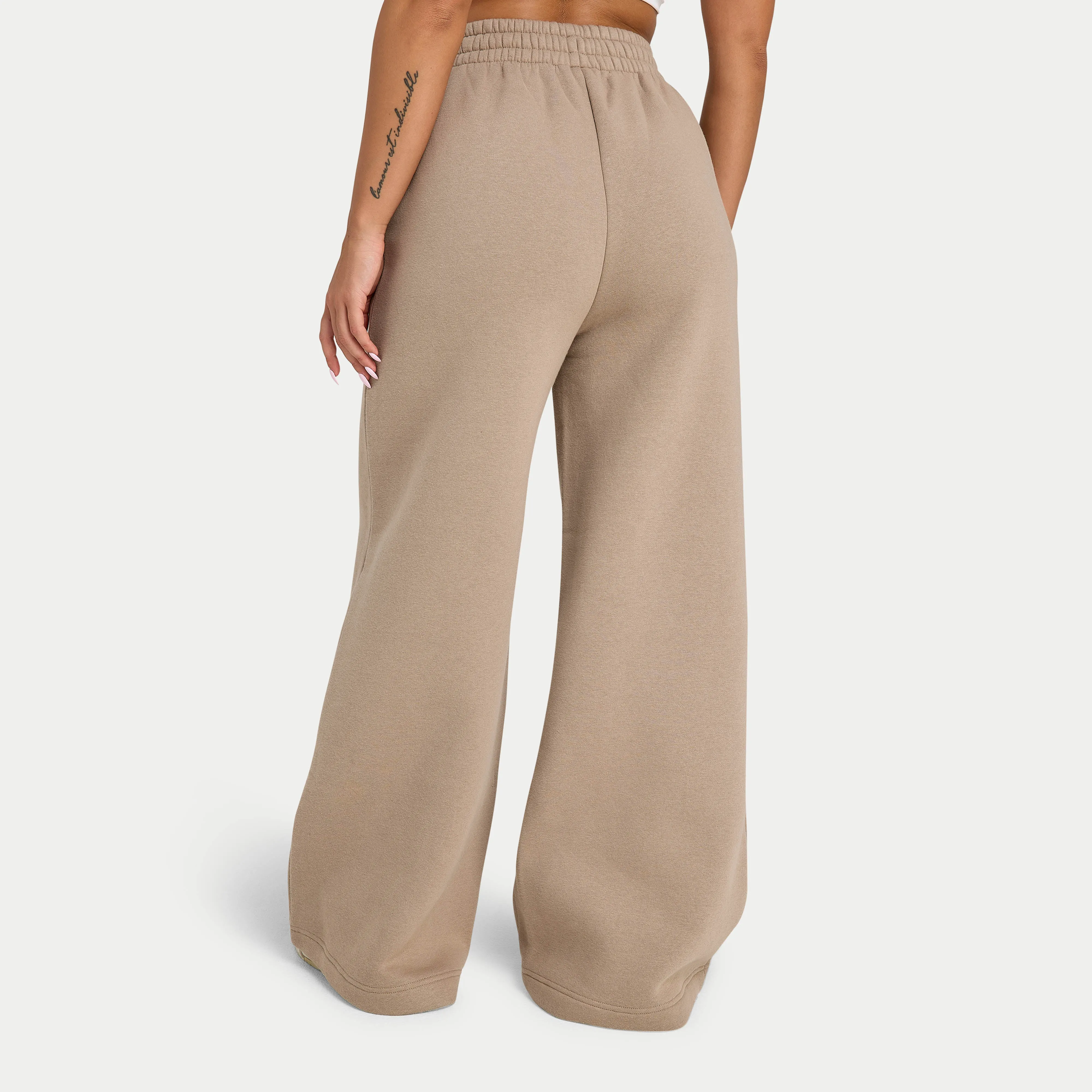 Womens Collective Wide Leg Sweatpant - Mocha