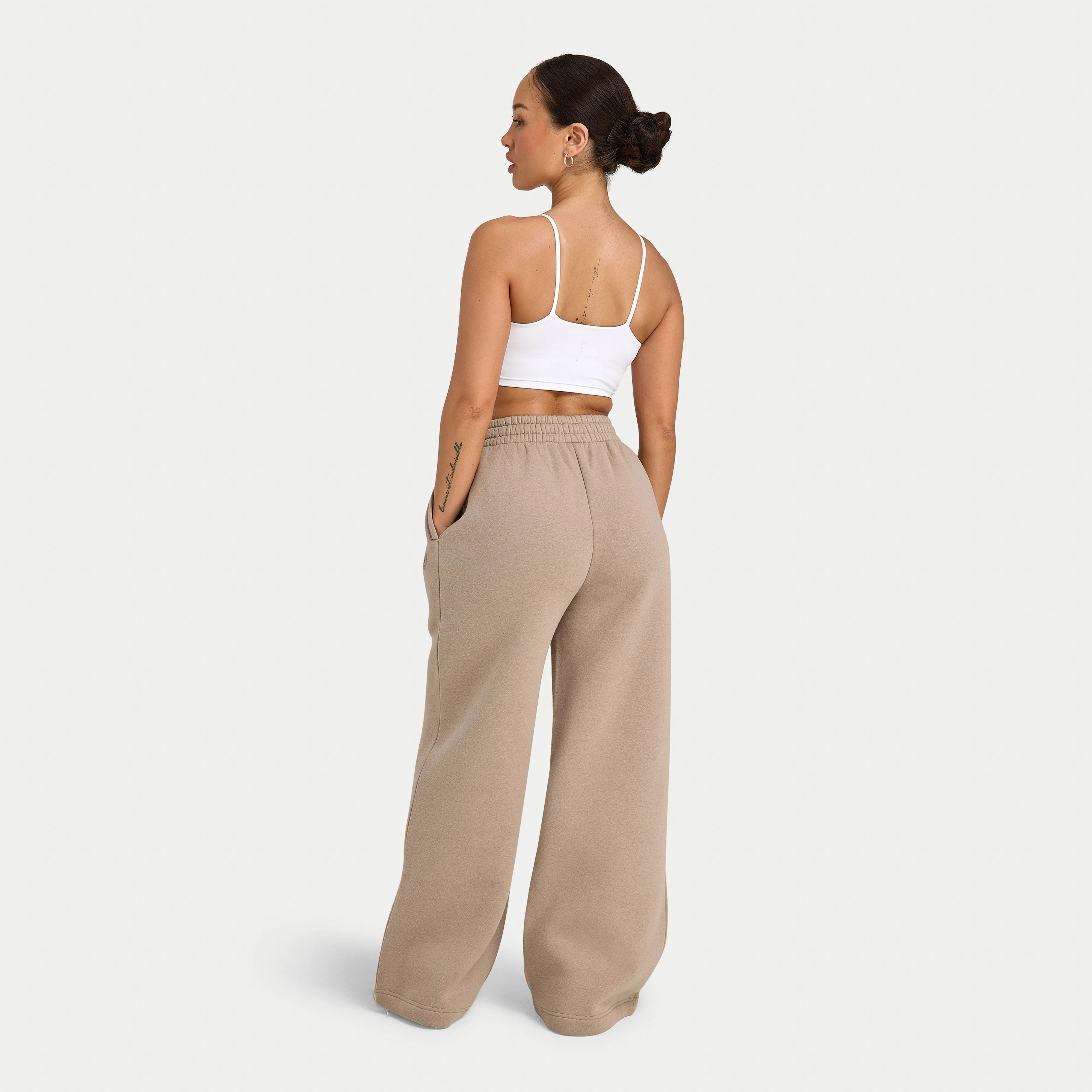 Womens Collective Wide Leg Sweatpant - Mocha