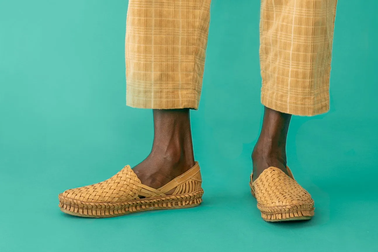 Woven Shoe in Honey   No Stripes